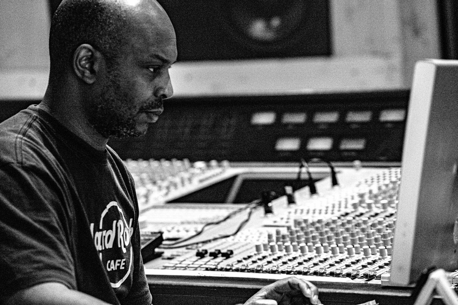 Luji-Music Luji Ventrucci 001